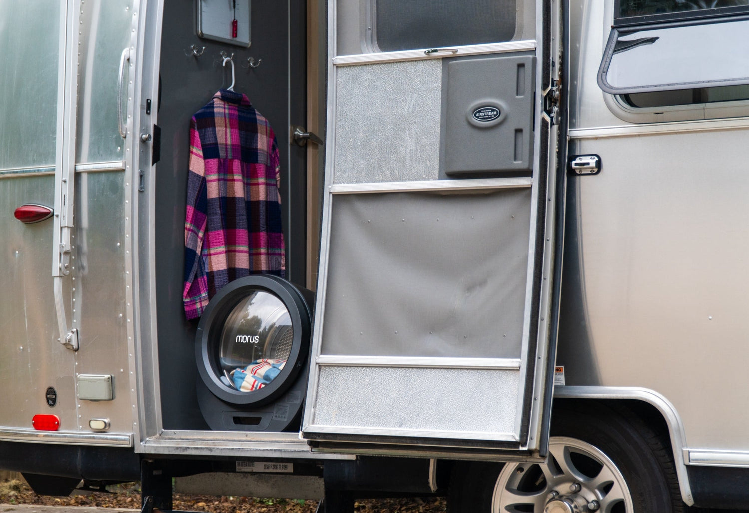 RV MAGAZINE - Morus Zero Portable Dryer Review: A Dash of Luxury for Any RV